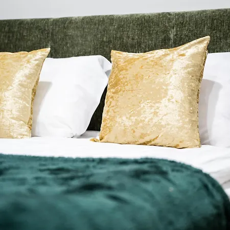 Airport-bus - 13 North - Family 10 탈린