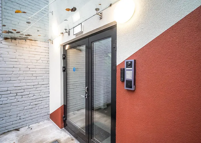 Airport-bus - 13 North - Family 10 Appartement